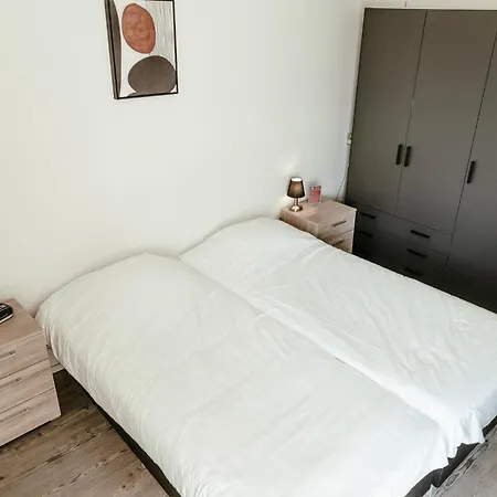 Zonnehoek 75 * Egmond aan Zee